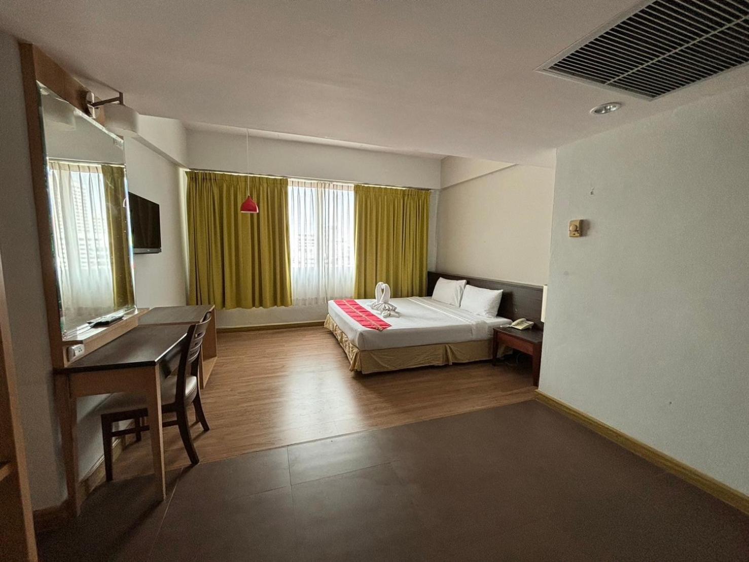 Aloha Hatyai Hotel Hat Yai Exterior foto